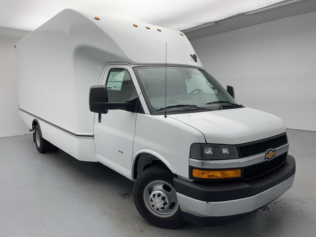 2025 Chevrolet Express Cutaway 3500 — interior view