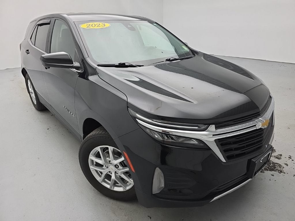 2023 Chevrolet Equinox — interior view