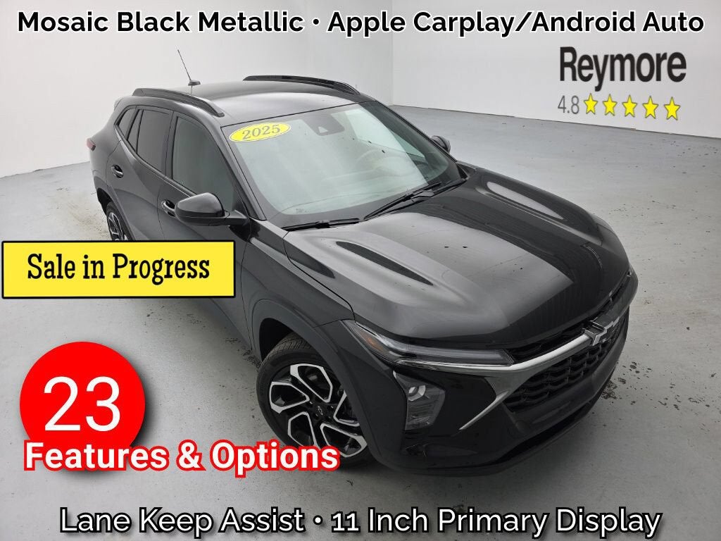 2025 Chevrolet Trax 2RS in Mosaic Black Metallic — front three-quarter view
